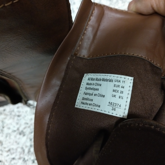 Shoes - Picture 11 of 11